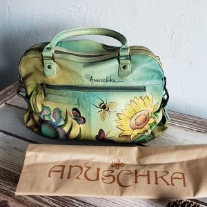 Anushka bag